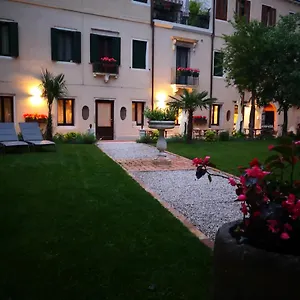 Cinqueteste Luxury Venise